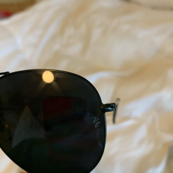 NWT black Raybans - Picture 2 of 3
